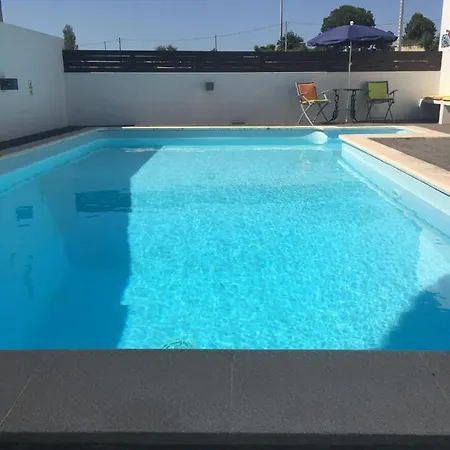 Bed & Breakfast Casa Coloridos Obidos