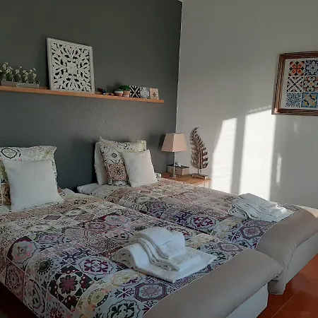 Bed & Breakfast Casa Coloridos Óbidos