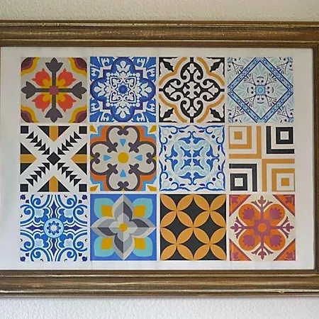 Alojamento de Acomodação e Pequeno-almoço Casa Coloridos